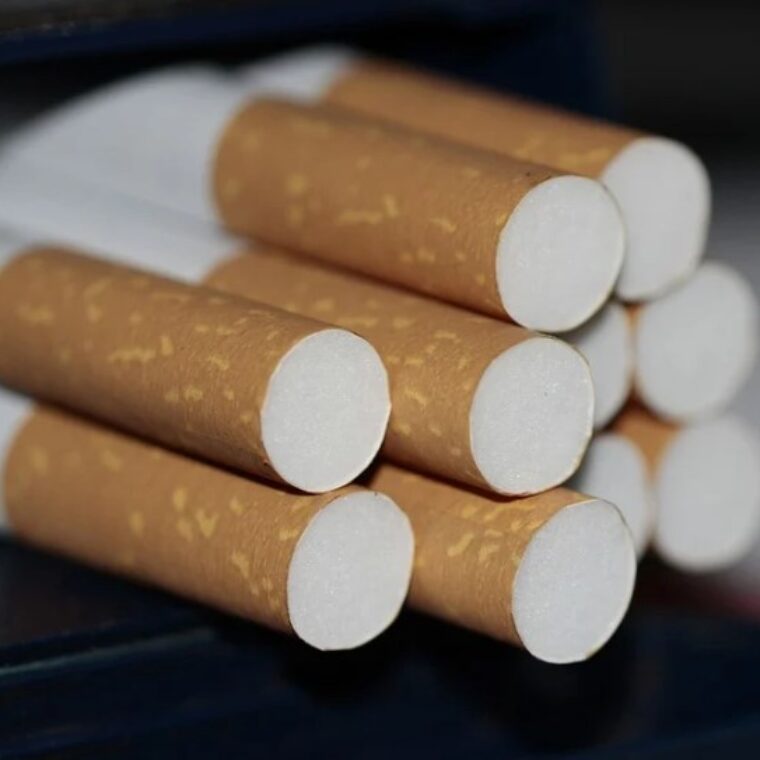 what does light cigarette mean Use of 'light' cigarettes linked to rise in lung adenocarcinoma